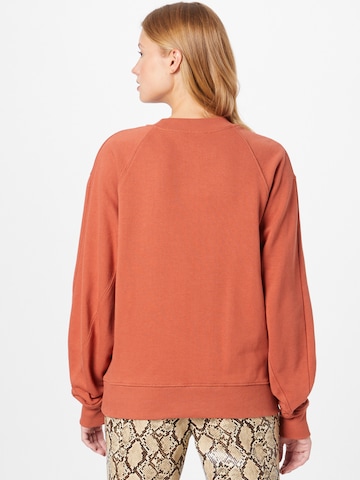 ABOUT YOU Limited Sweatshirt 'Marit' (GOTS) in Rot