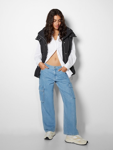 Loosefit Jeans cargo Bershka en bleu