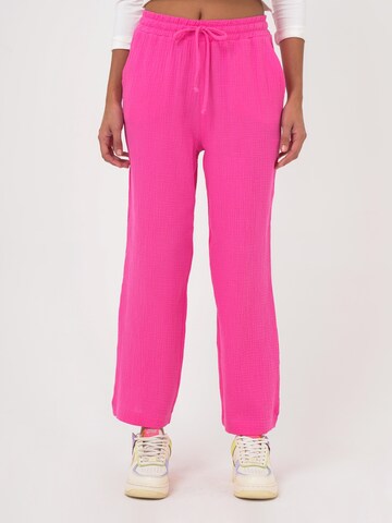FRESHLIONS Loose fit Trousers 'Mila' in Pink: front
