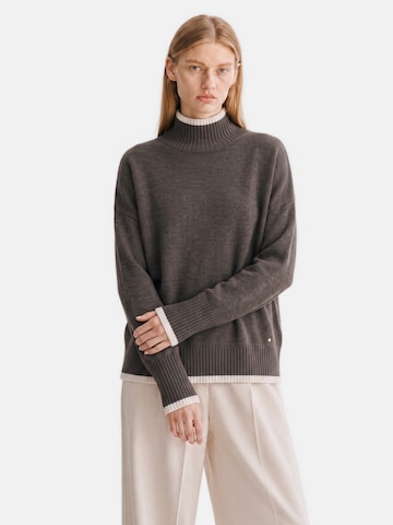 Dine'n'Dance Sweater in Brown: front