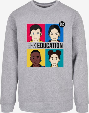 Sweat-shirt 'Sex Education Teen Illustrated Netflix TV Series' F4NT4STIC en gris : devant