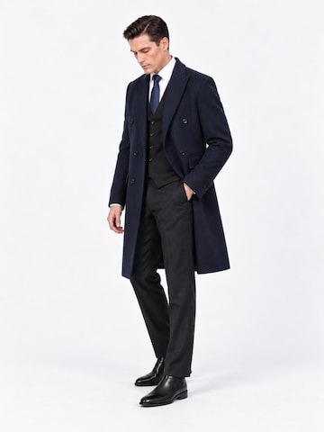ALLTHEMEN Winter coat 'Abendrot' in Blue: front
