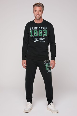 CAMP DAVID Sweatshirt mit Artwork im Retro-Style in Schwarz