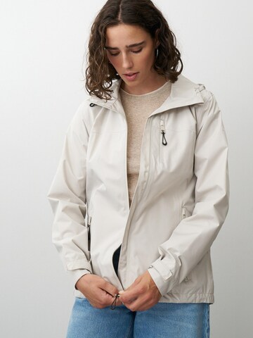ONUA Raincoat 'Breeze' in Beige