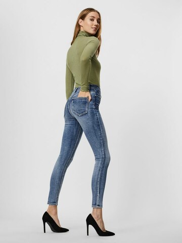 VERO MODA Skinny Džínsy 'Sophia' - Modrá