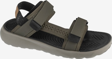 COLUMBIA Wandelsandalen 'Peakfreak Roam' in Groen: voorkant