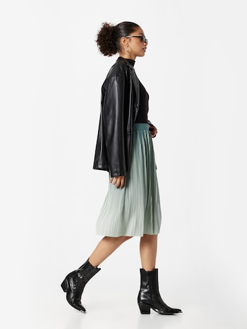 ABOUT YOU Skirt 'Elektra' in Green