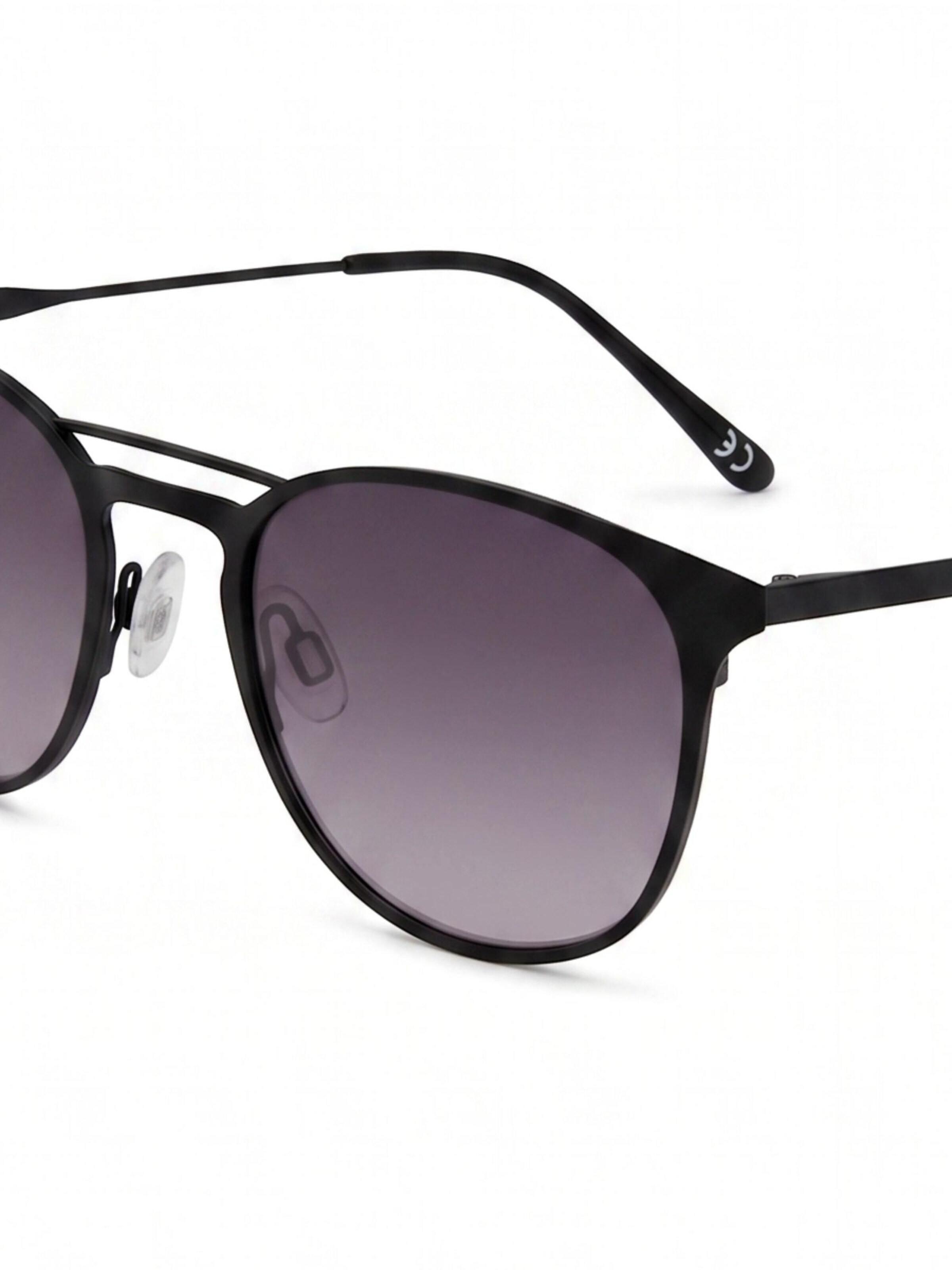Maxte Sunglasses 'Slim Cat' in Black