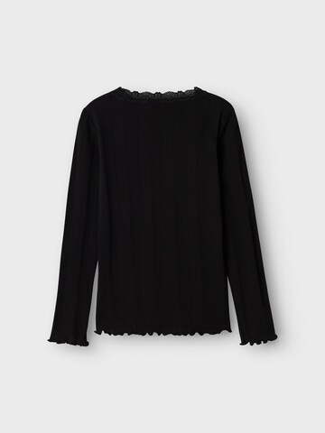 NAME IT Shirt in Schwarz