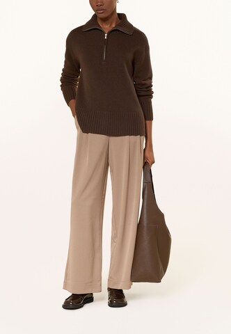 darling harbour Sweater in Brown: front