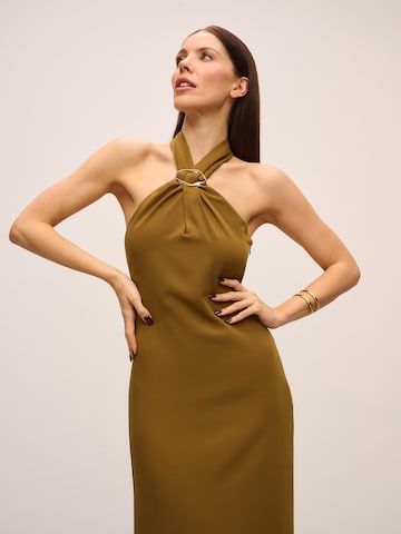 ORIMEI by Victoria Swarovski Βραδινό φόρεμα σε πράσινο