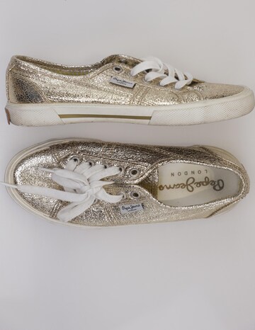 Pepe Jeans Sneakers & Trainers in 37 in Gold: front