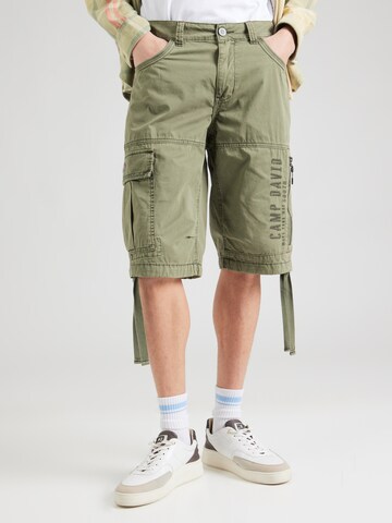 CAMP DAVID Loose fit Cargo trousers in Green: front