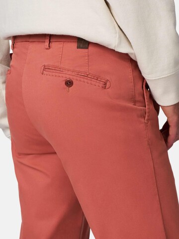 Coupe slim Pantalon chino 'Lupus' MMXGERMANY en rouge