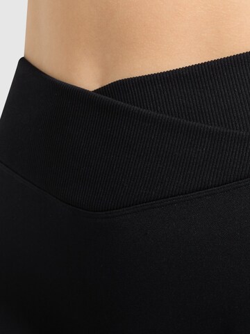 Smilodox Slimfit Leggings ' Silvia ' in Schwarz