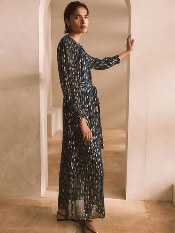Rochie de la Next pe albastru