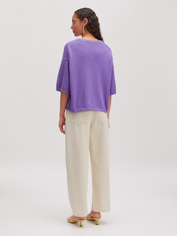 EDITED Sweter 'Ashley' w kolorze fioletowy