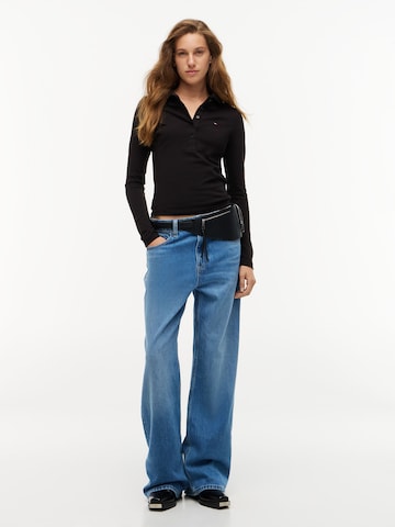 Tricou 'ESSENTIAL' de la Tommy Jeans pe negru