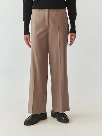 Regular Pantalon 'Masda' TATUUM en marron : devant