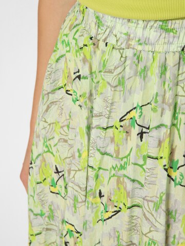 Marie Lund Rock ' ' in Grün