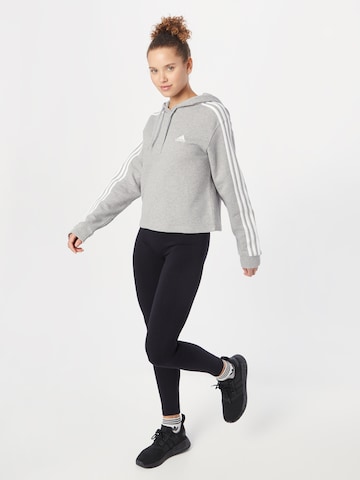 ADIDAS SPORTSWEAR Спортен суитшърт с качулка 'Essentials 3-Stripes French Terry ' в сиво