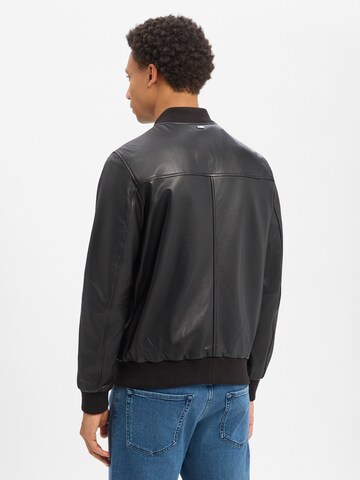 bugatti Tussenjas in Zwart