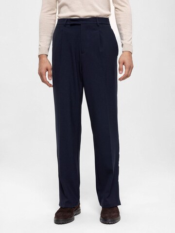 Antioch Loose fit Trousers in Blue: front