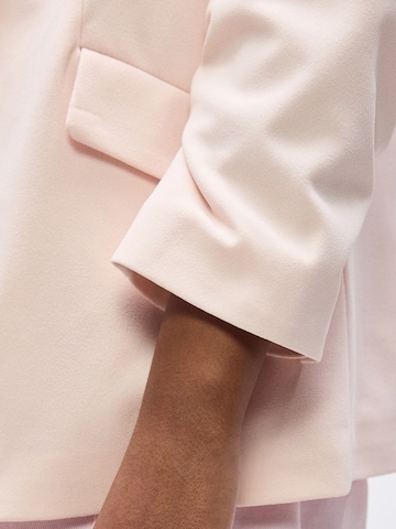 Only Petite - Blazer en rosa