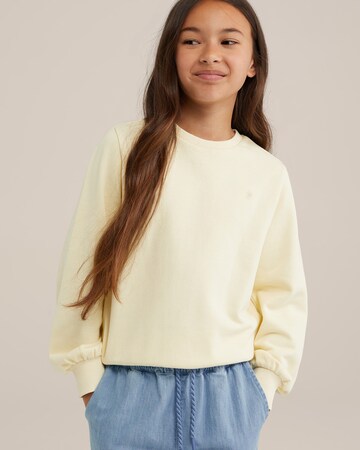 Sweat-shirt WE Fashion en jaune
