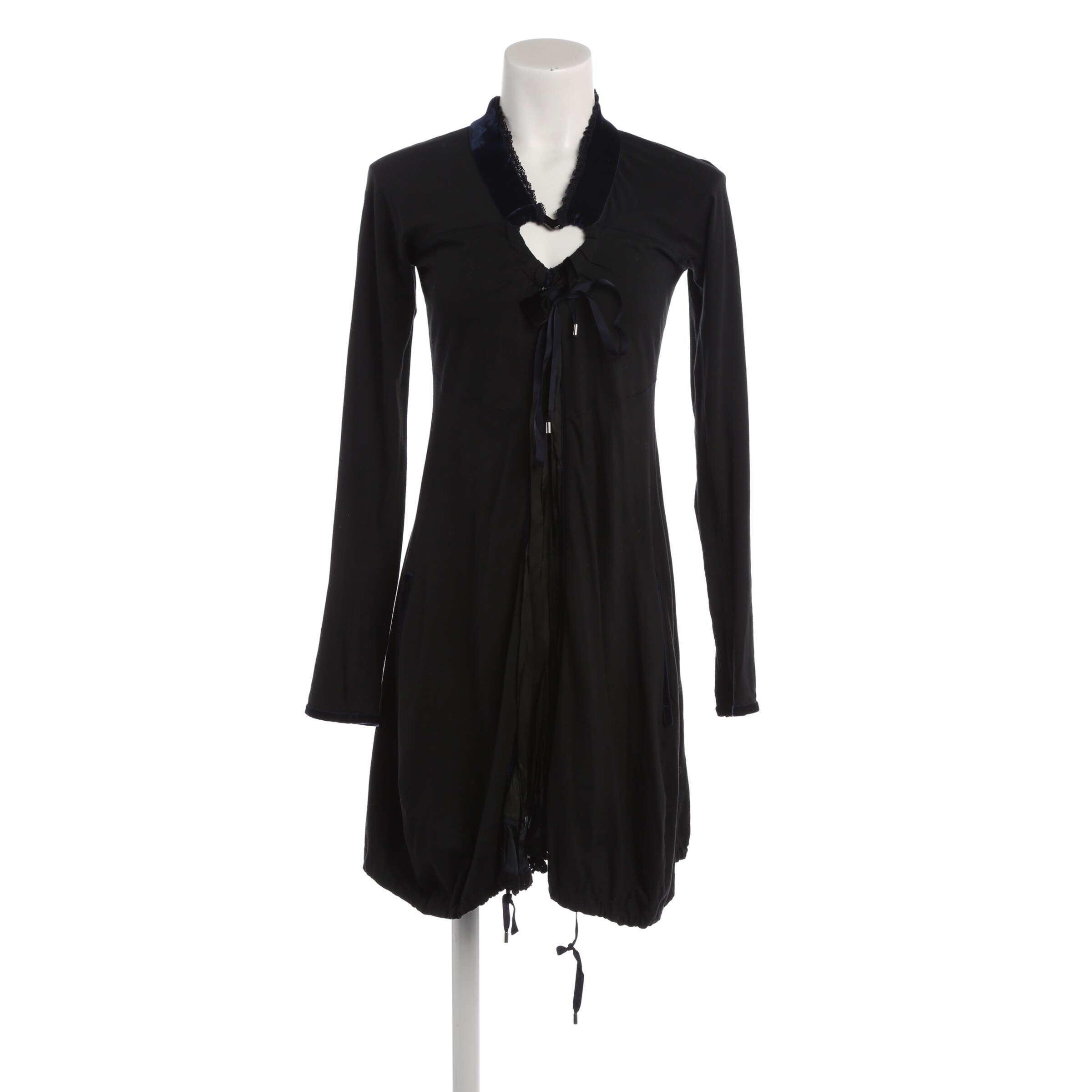 High Use Dress in M in Black: front