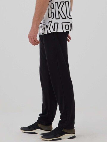 Rockupy Regular Workout Pants 'Ike' in Black