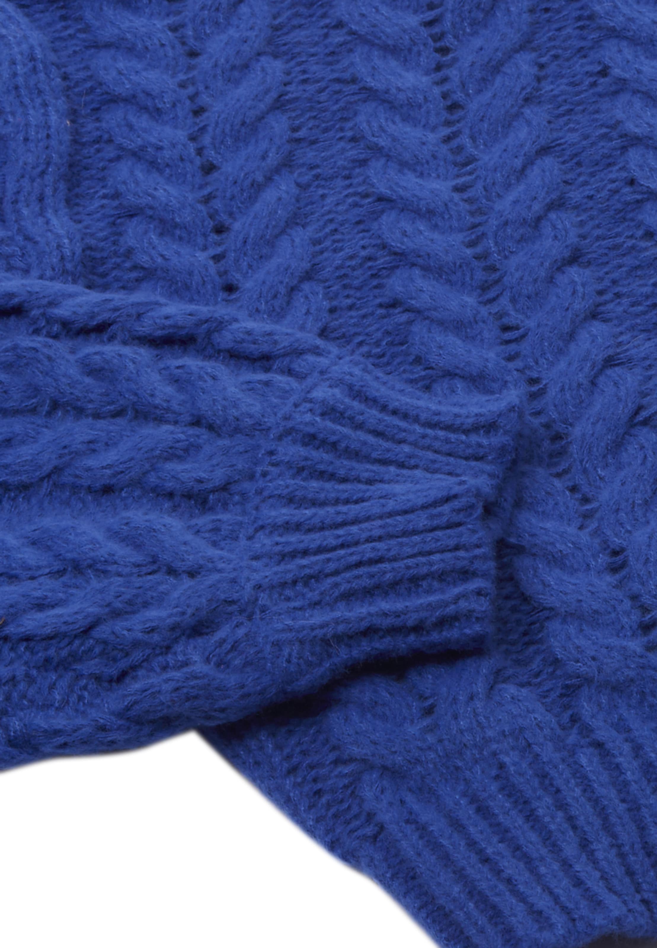 MYMO Sweater in Blue
