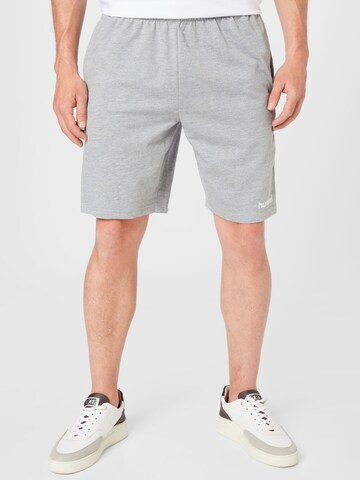 Hummel Regular Sportshorts in Grau: predná strana