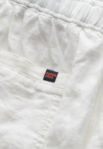 Superdry Regular Broek in Wit