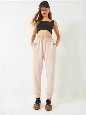 Bianco Lucci - Tapered Calças em bege