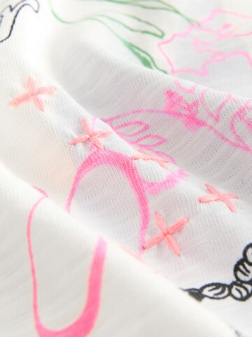 T-Shirt Next en blanc