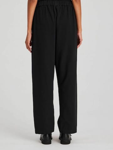 Gai+Lisva Regular Broek 'Ida' in Zwart