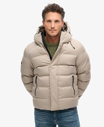 Veste d’hiver Superdry en beige : devant