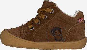 TROLLKIDS First-Step Shoes in Brown: front