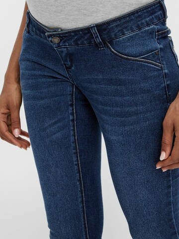 Coupe slim Jean 'MLSARNIE ' MAMALICIOUS en bleu