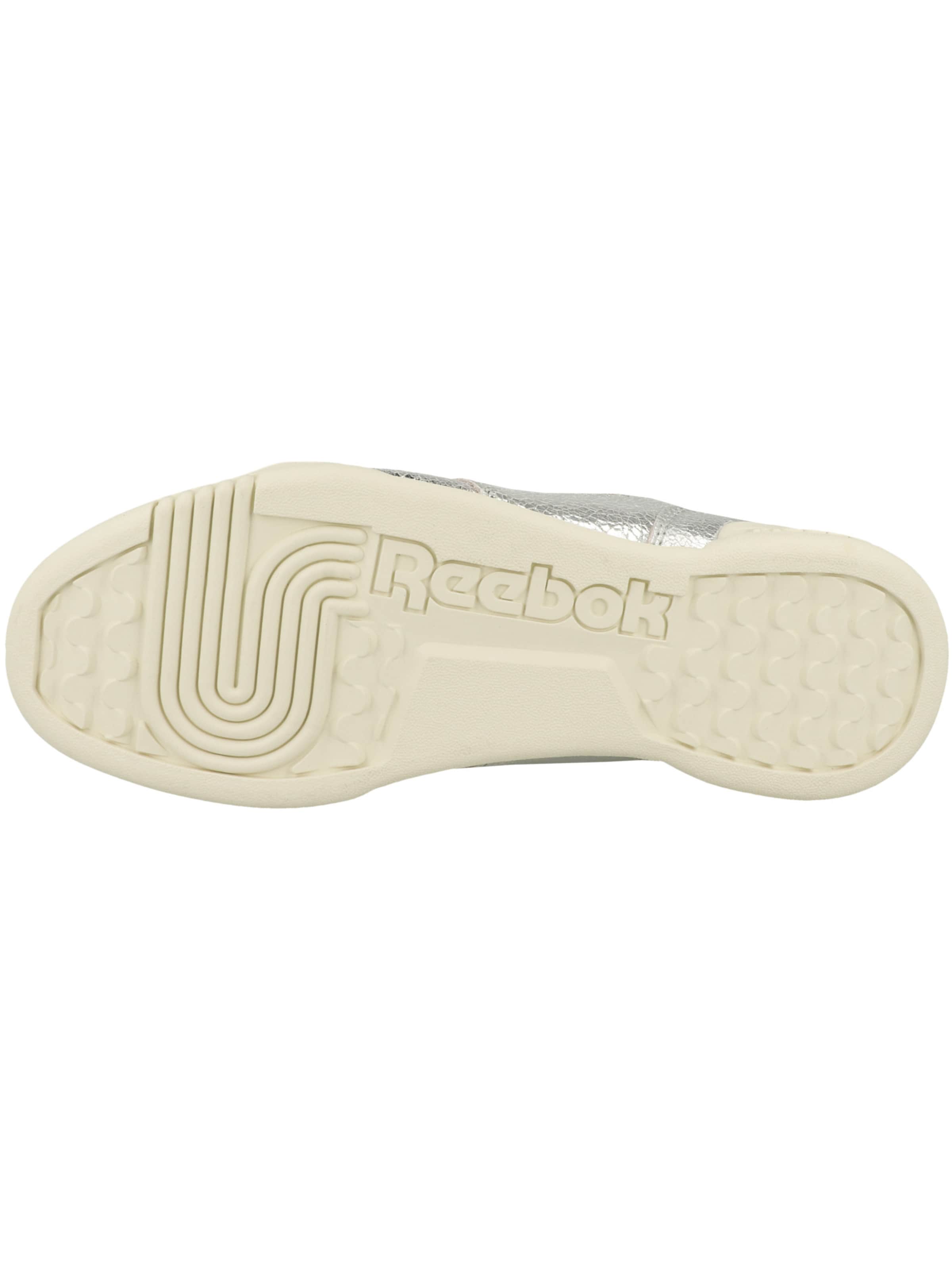 Reebok - Zapatillas deportivas bajas ' Workout Plus ' en plata: abajo