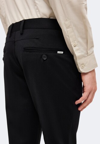 GABBA Slimfit Chino nadrág 'Paul Dotty' - fekete