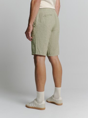 No Excess Regular Broek in Groen