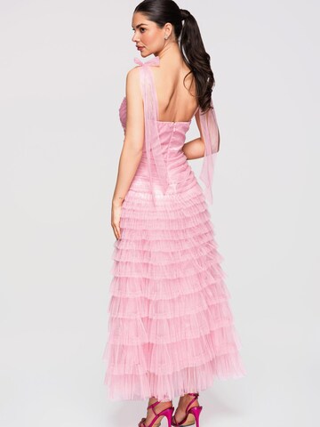 Abito di Ombre in rosa