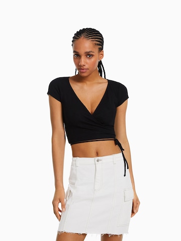 Bershka Skirt in White: front