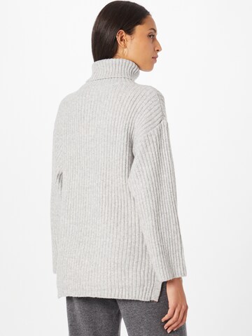 Pull-over 'Tessa' Gina Tricot en gris