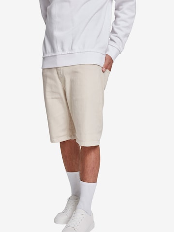 Urban Classics Regular Shorts in Beige: predná strana