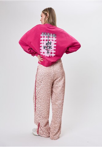 OH APRIL Sweatshirt in Pink