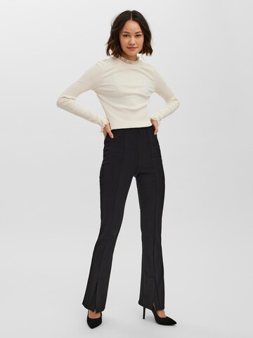 VERO MODA Flared Pants 'Dari' in Black