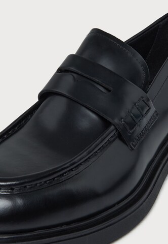 VAGABOND SHOEMAKERS Slipper 'FREYA', värv must: eest vaates